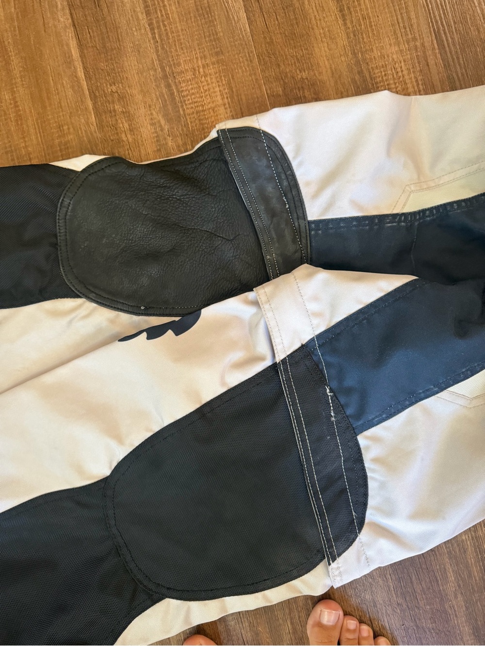 Fox Switch Motocross Riding Pants - Picture 5 of 6